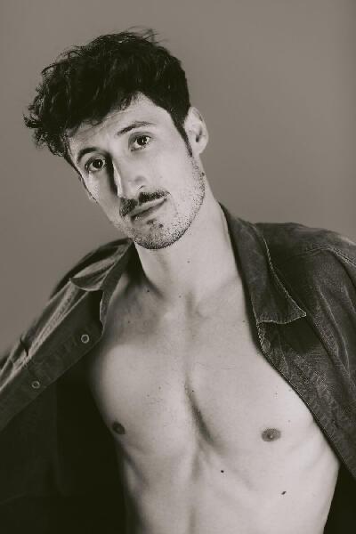 Agence Parallèle - YOHANN