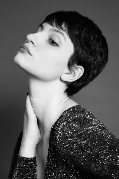 Agence Parallèle - ANNE-MARY
