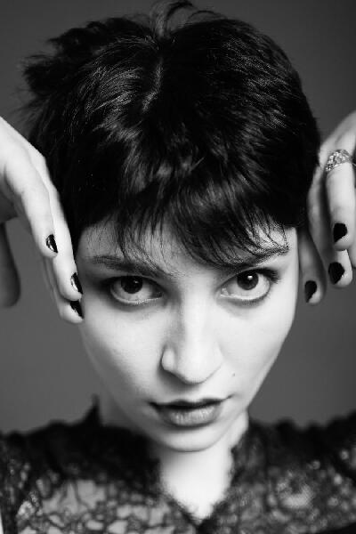 Agence Parallèle - ANNE-MARY